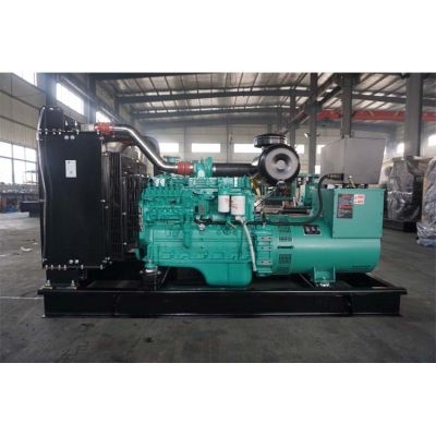 120kw東風康明斯柴油發電機組-東風康明斯6缸柴油機6BTAA5.9-G12柴油發電機組,缸徑/行程：102/120mm,柴油發電機組水冷發動機功率140KW,柴油發電機組配套馬拉松斯坦福發電機。廠價直銷歡迎選購：13773399855。
