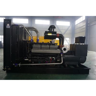 400kw康沃柴油發電機組-康沃12缸柴油機KW25G610D2柴油發電機組,缸徑/行程：135/150mm,柴油發電機組水冷發動機功率445KW,柴油發電機組配套馬拉松斯坦福發電機。廠價直銷歡迎選購：13773399855。