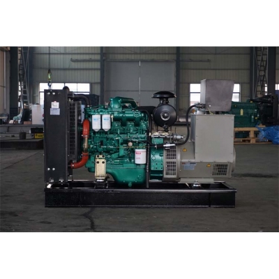 100kw玉柴柴油發電機組-玉柴4缸柴油機YC4D155-D31柴油發電機組,缸徑/行程：108/115mm,柴油發電機組水冷發動機功率113KW,柴油發電機組配套馬拉松斯坦福發電機。廠價直銷歡迎選購：13773399855。